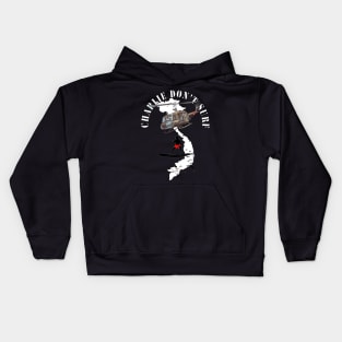 Charlie Dont Surf w Board w Big Helo White Kids Hoodie